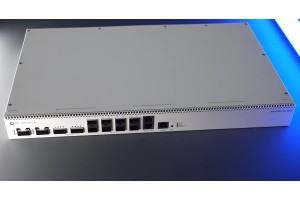 Новинка MikroTik CRS812 DDQ — доступный шаг в мир 400G-сетей